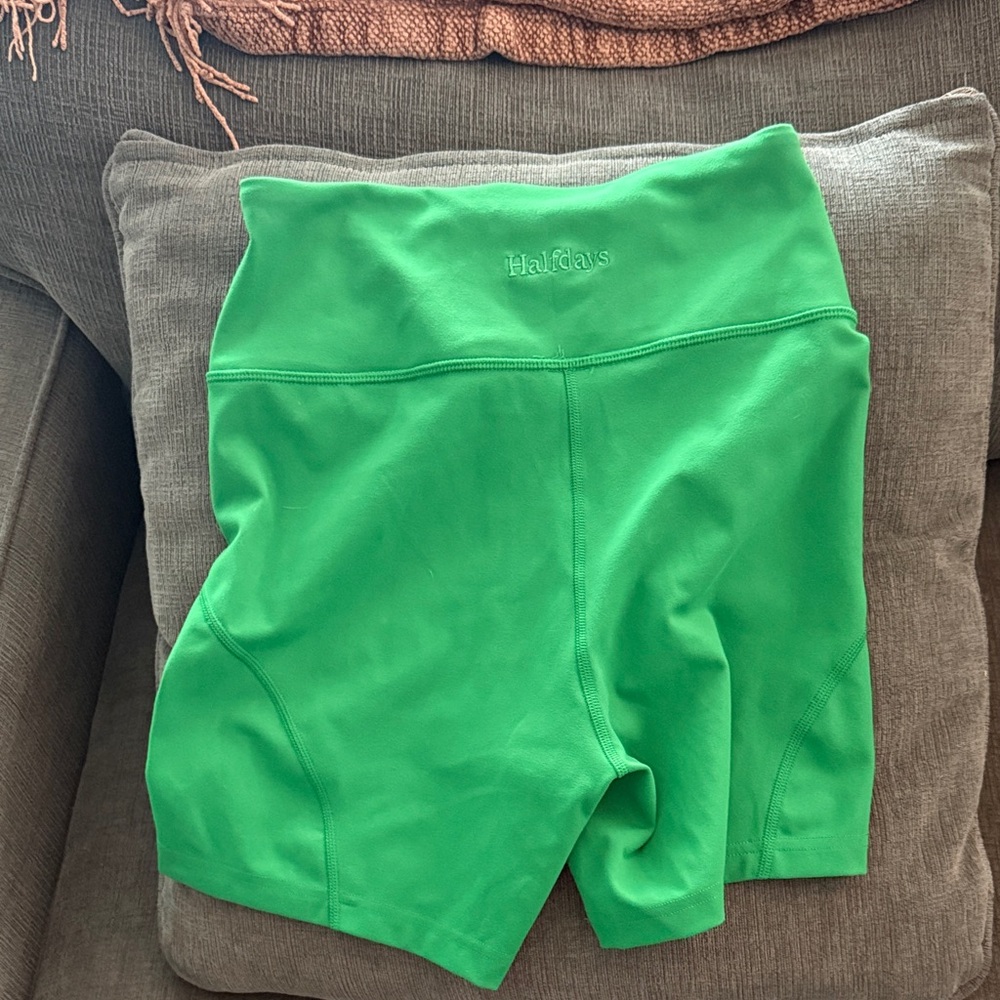 Halfdays Hattie high waist 5 inch bike shorts - Picture 3 of 6